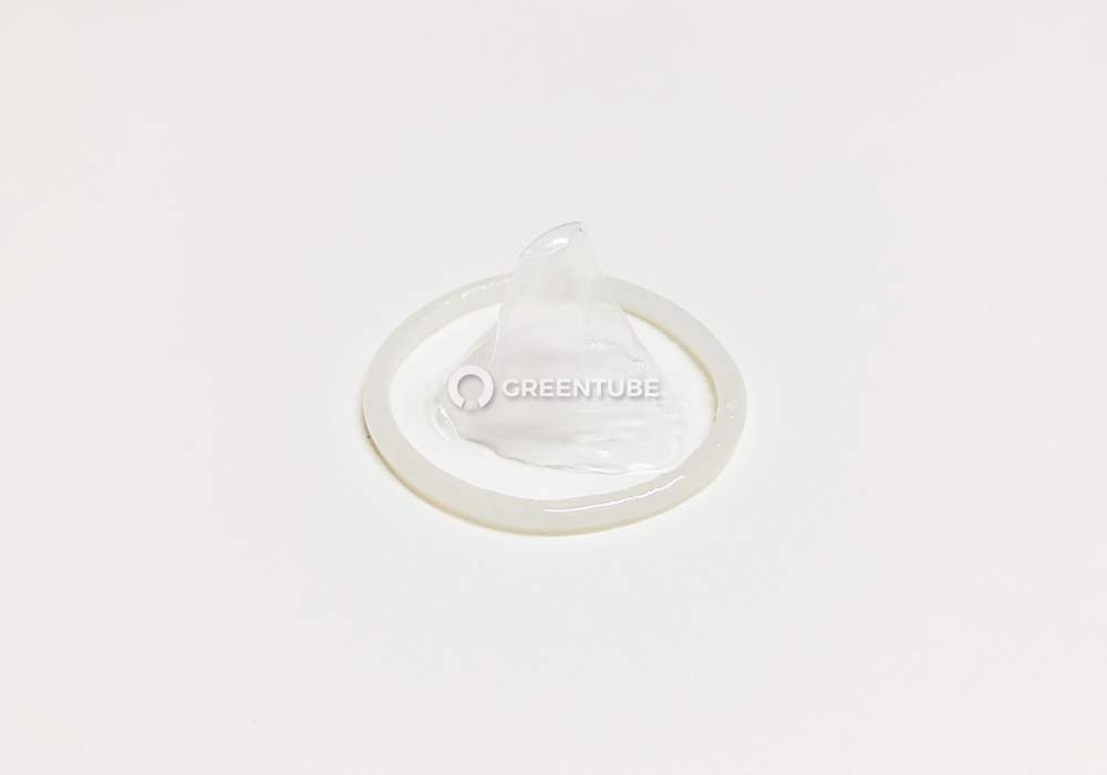 사가미 오리지널 002 라지 콘돔 포장 개봉