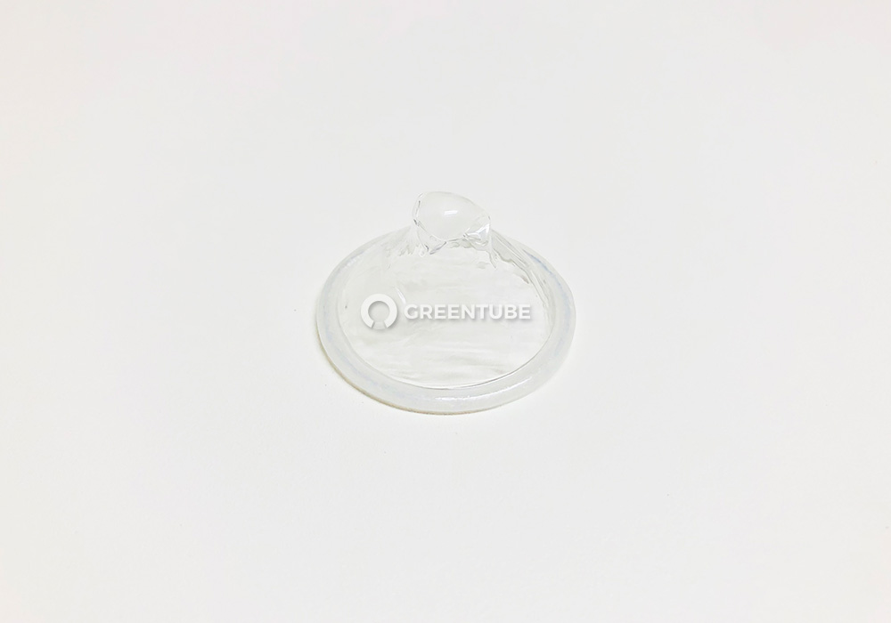 오카모토 001 제로원 콘돔 포장 개봉