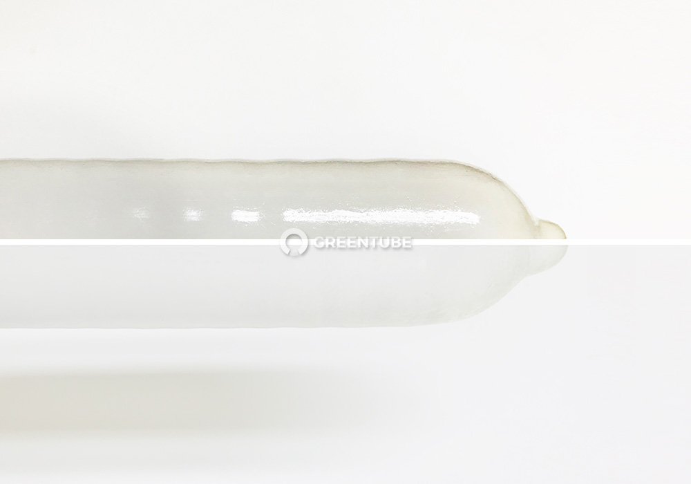 초박형 콘돔과 극초박형 콘돔 차이