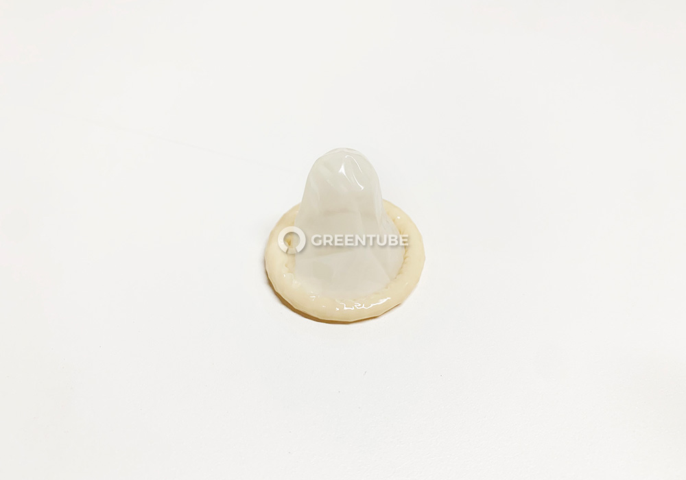 비아스킨 플레져도트 콘돔 포장 개봉