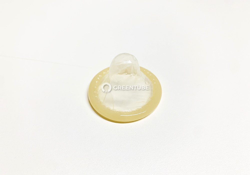 유니더스 환타시아 콘돔 포장 개봉 - 콘돔 전문 쇼핑몰 그린튜브