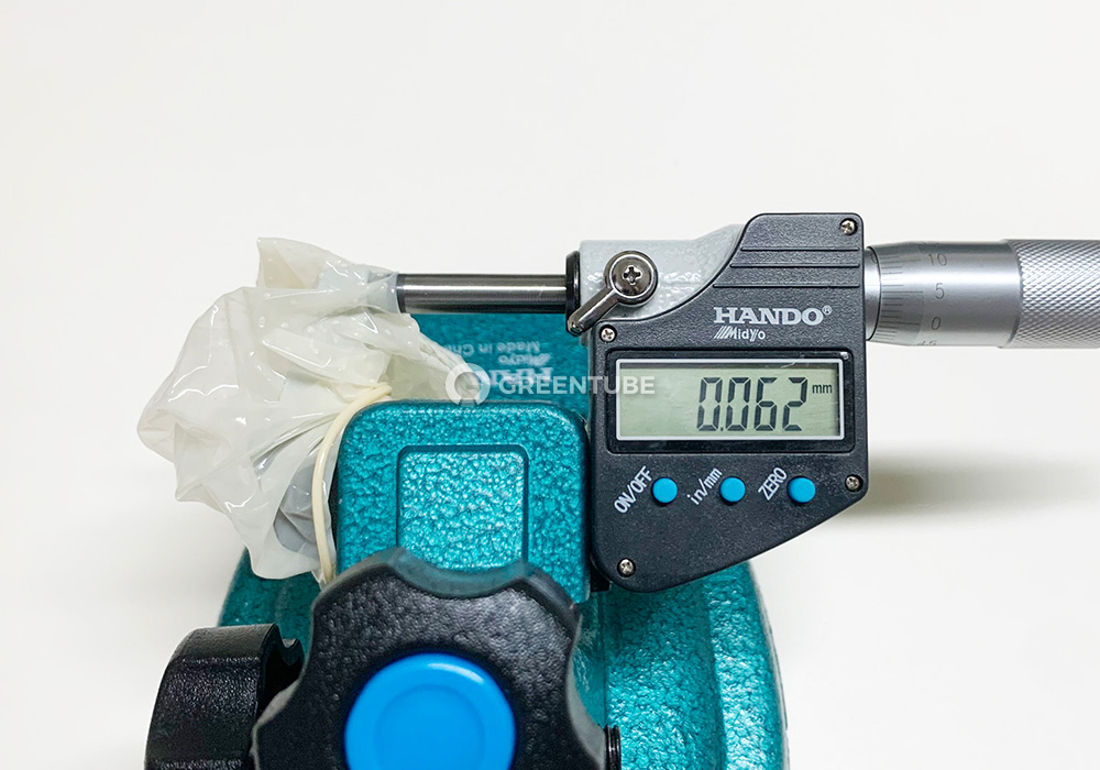 비아스킨 플레져도트 콘돔 두께 측정